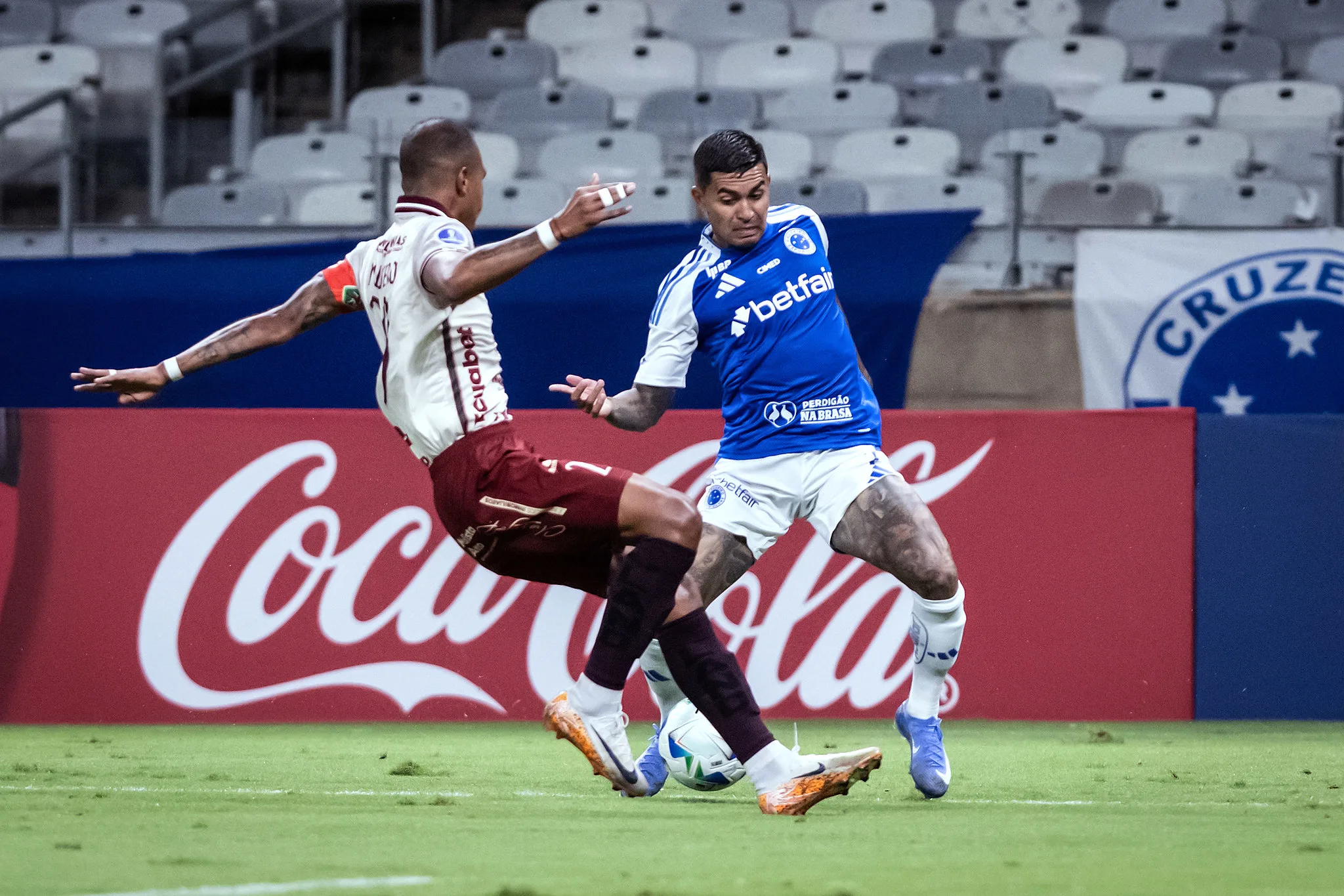 De volta ao Grêmio, Felipão realizou contato e conversou com o atacante Dudu Dudu saiu do Cruzeiro e foi especulado no Grêmio