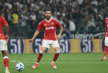 Bruno Henrique pelo Inter foi expulso contra o Corinthians