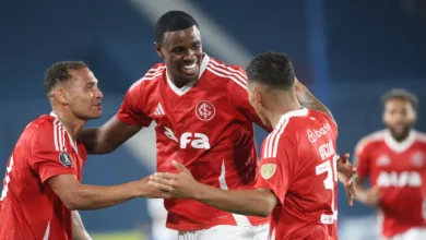 Ricardo Mathias comemorando gol pelo Inter, na vitória contra o Nacional do Uruguai, em partida válida pela 5ª rodada da fase de grupos da Libertadores 2025