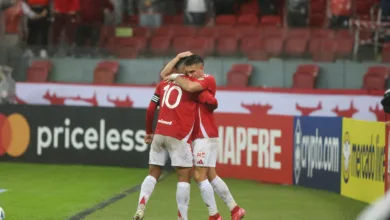 Inter vence