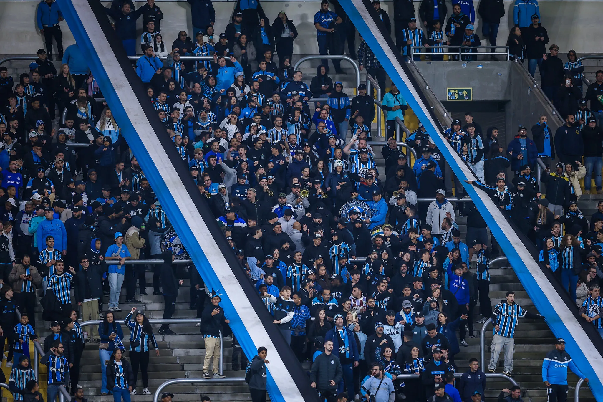Grêmio registra um dos piores públicos da história da Arena contra o Sportivo Luqueño Grêmio ganhou em casa