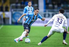 Grêmio com Pavón