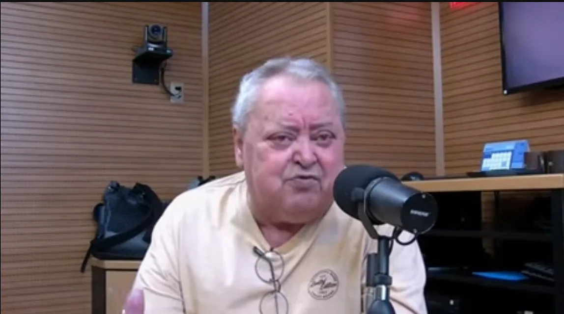 Por que Guerrinha pediu desculpas ao vivo depois da eliminação do Grêmio Guerrinha falou do Grêmio