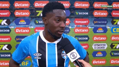 Amuzu pelo Grêmio