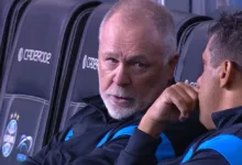 Mano Menezes durante Grêmio 1x1 Bragantino