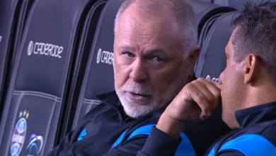 Mano Menezes durante Grêmio 1x1 Bragantino