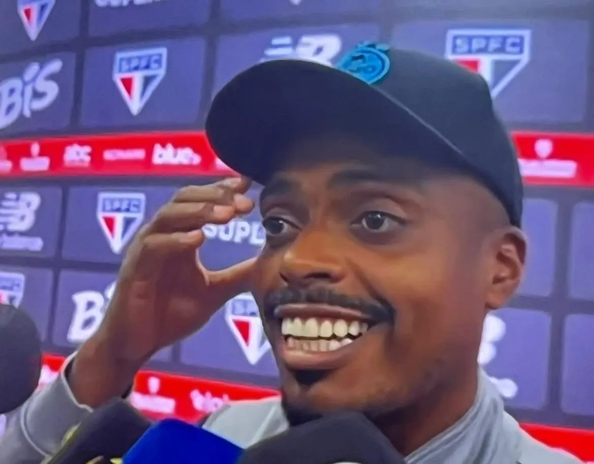 Jemerson fala sobre derrota do Grêmio e critica pênalti polêmico contra o São Paulo Jemerson fala sobre derrota do Grêmio e critica pênalti polêmico contra o São Paulo