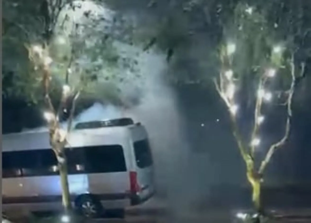 Torcedor do Inter diz que gremistas fizeram foguetório em frente ao hotel colorado Inter x Bahia
