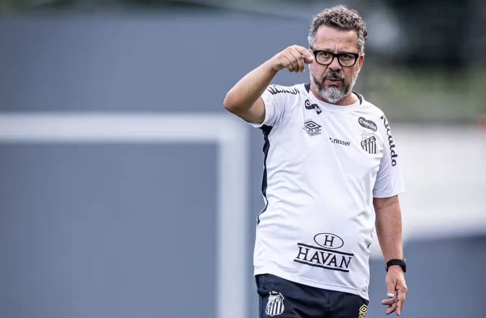 Técnico do Santos explica por que será especial enfrentar o Grêmio na Arena Grêmio x Santos
