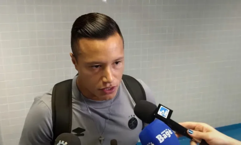 Marlon analisa vitória do Grêmio e destaca evolução defensiva Marlon, Grêmio