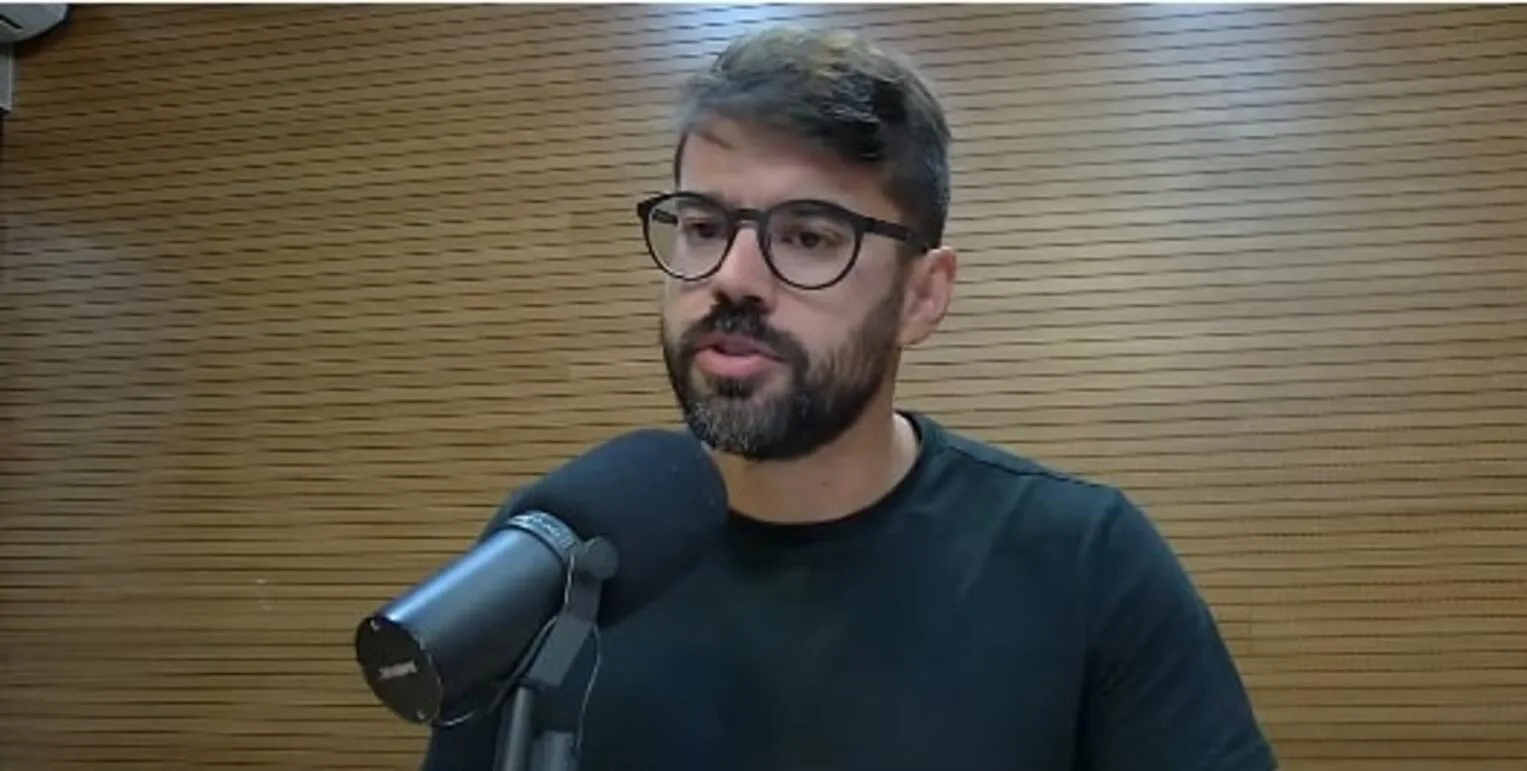 Para Diori, Grêmio teve dois pênaltis contra o Godoy Cruz, um deles "escandaloso" Grêmio empatou em casa