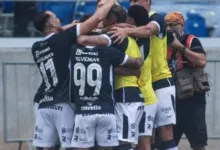 Ex-Grêmio está brilhando na Série B