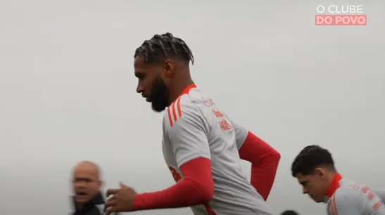 Inter x Bahia: Wesley muda o visual, espera Beira-Rio cheio e sonha com mais gols