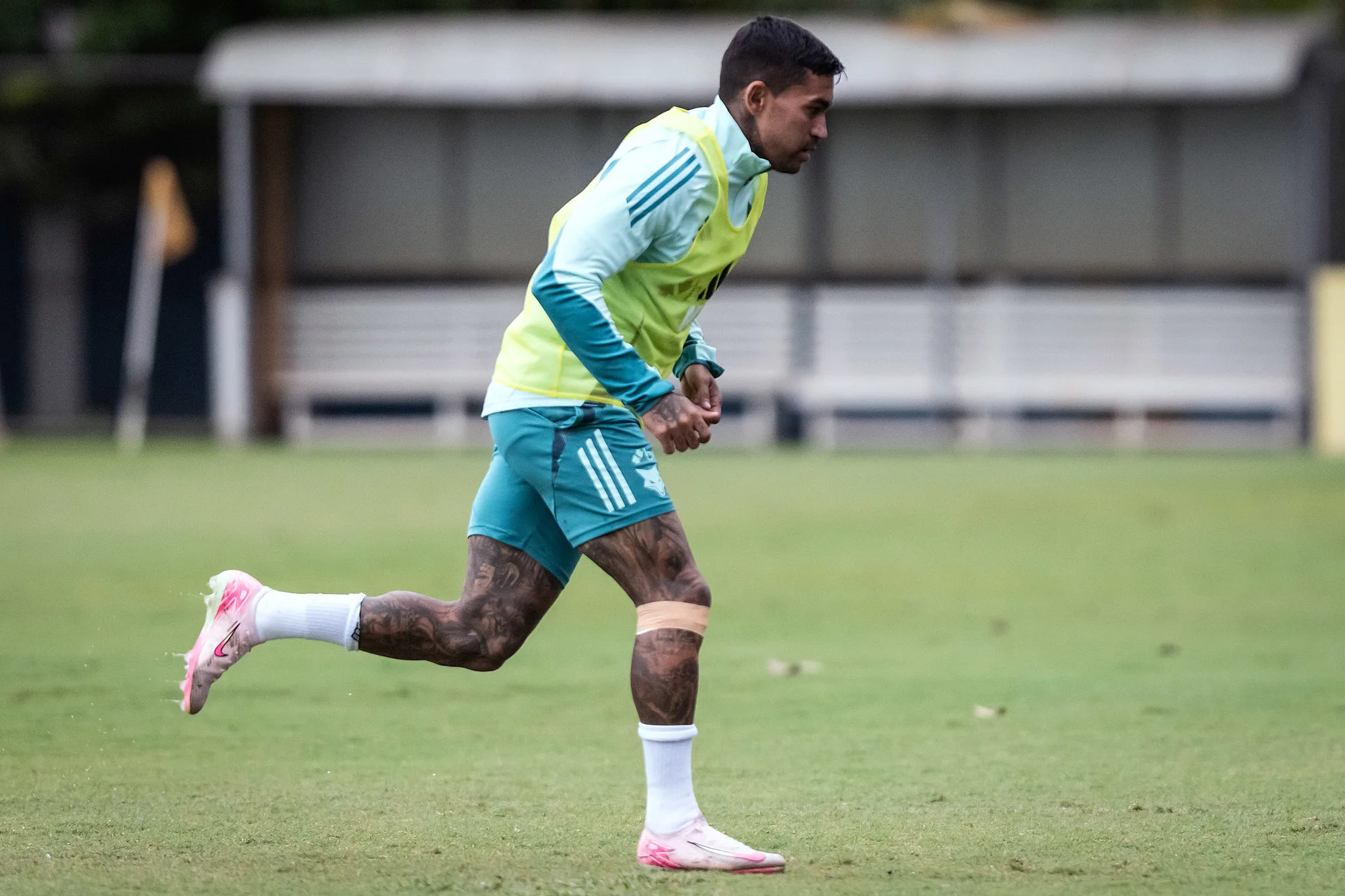Os motivos que fizeram o Grêmio recuar por Dudu, alvo de outro grande brasileiro Dudu pelo Cruzeiro e fora dos planos do Grêmio - Foto: Gustavo Aleixo/Cruzeiro