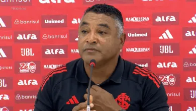 Roger se diz frustrado por goleada, critica calendário e mira reação no Inter: "Posso recuperar" Roger Machado, comenta em entrevista coletiva a derrota do Inter por 4x0 para o Botafogo no Nilton Santos (Foto: Reprodução/GZH)
