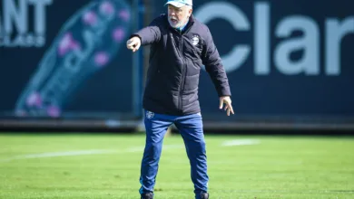 Mano Menezes em treino do Grêmio