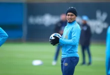 Arezo pode sair do Grêmio
