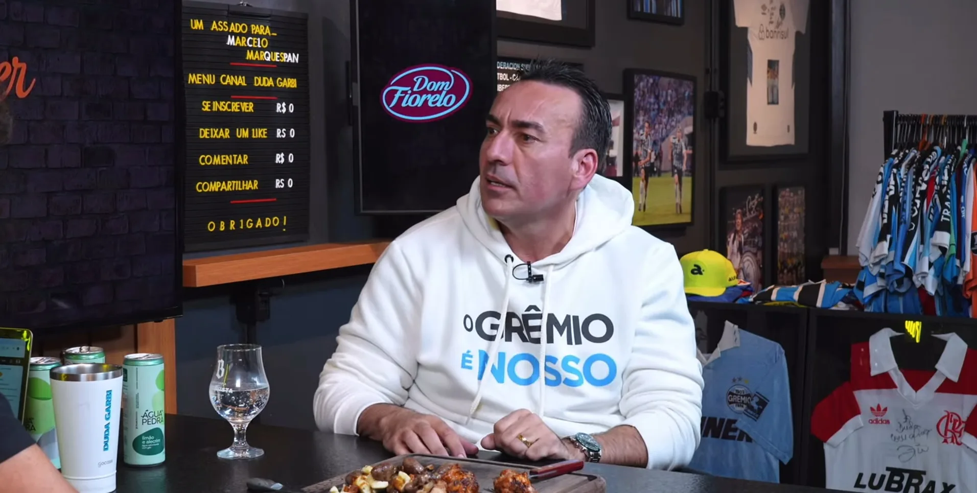 Marcelo Marques anuncia que é candidato no Grêmio, cita três apoiadores e promete atacar "câncer" do clube Marcelo Marquespan, investidor do Grêmio