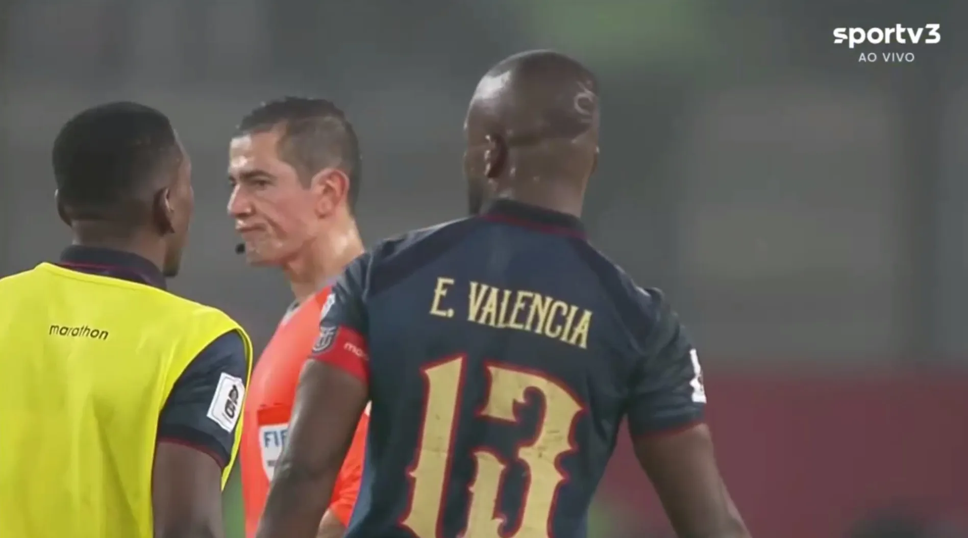 Enner Valencia entra no segundo tempo, mas Equador não sai do empate com o Peru Centroavante do Inter, Enner Valencia em campo pelo Equador contra o Peru