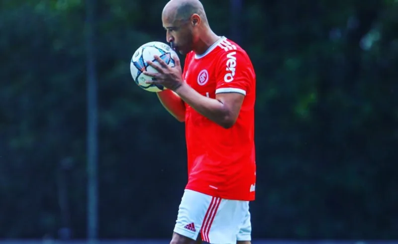 Hoje empresário, Jorge Wagner diz que maior título da carreira foi no Inter: "Levo para a vida" Jorge Wagner ex-Inter