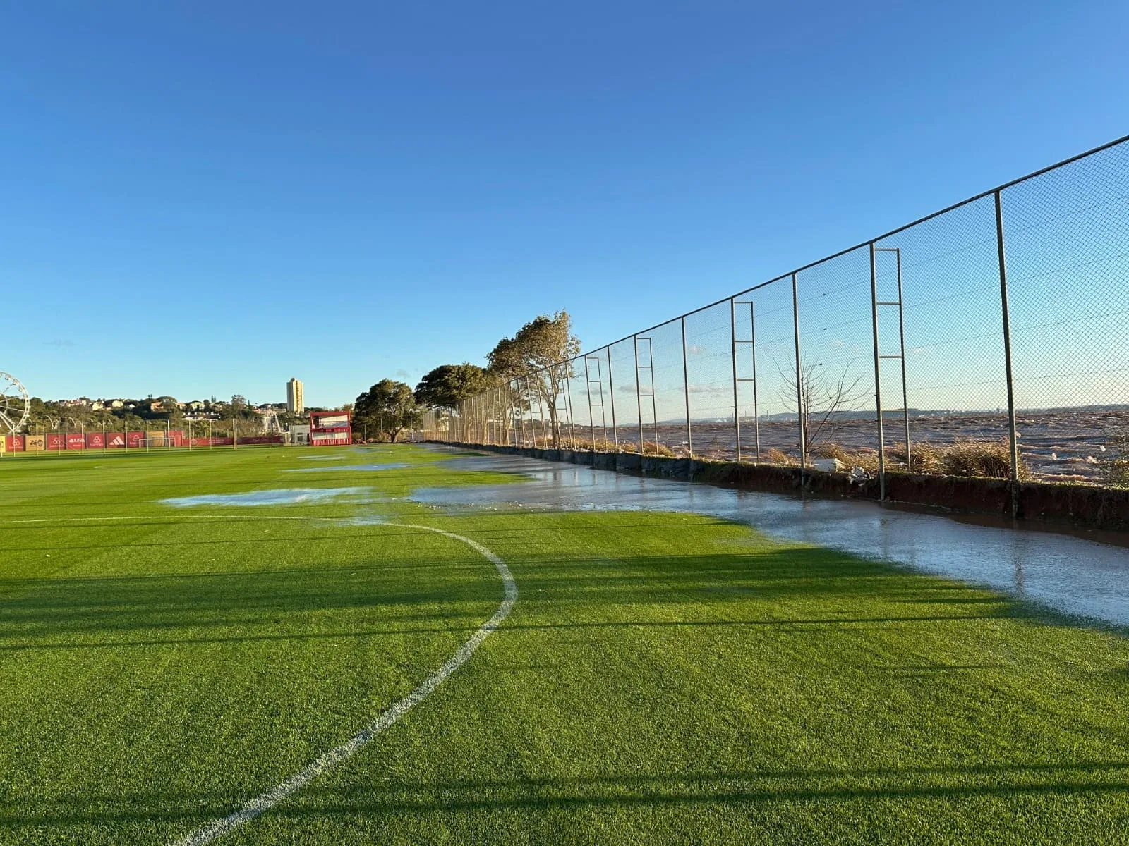 CT do Inter permanece preservado apesar da elevação do Guaíba CT Parque Gigante do Internacional