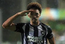 Adryelson, Alex Santana e Caíque: Grêmio agita mercado e quer encaminhar anúncios