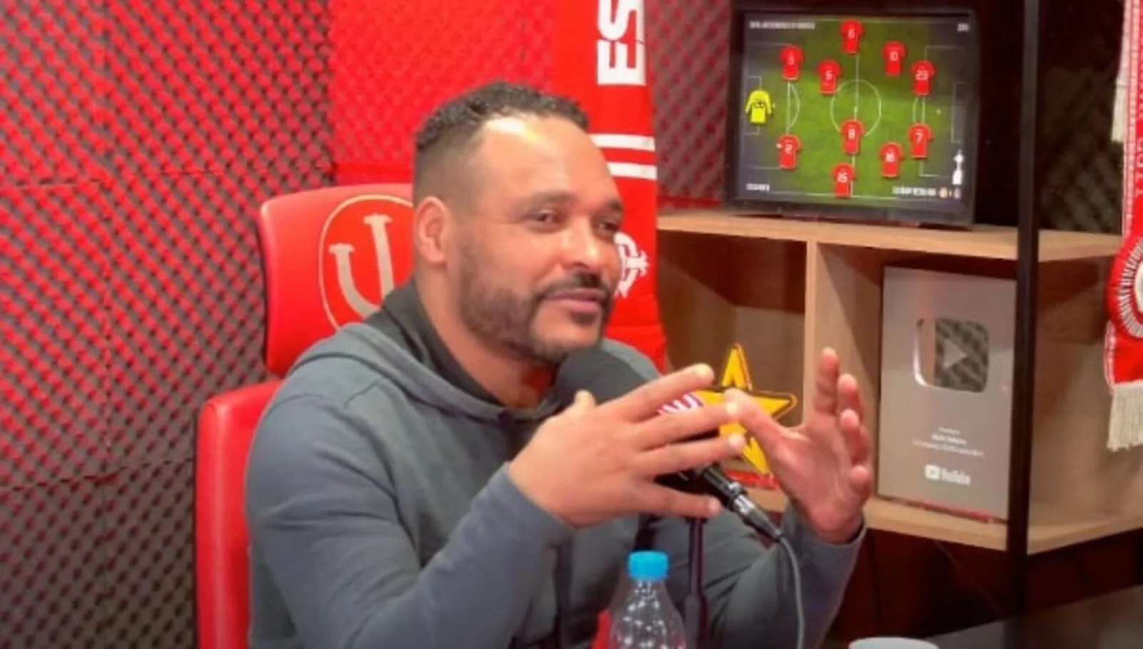 Claiton relembra atrito com antigo técnico do Inter e diz quais eram seus "filhos" no Beira-Rio Claiton Inter