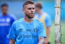 Cuéllar pelo Grêmio