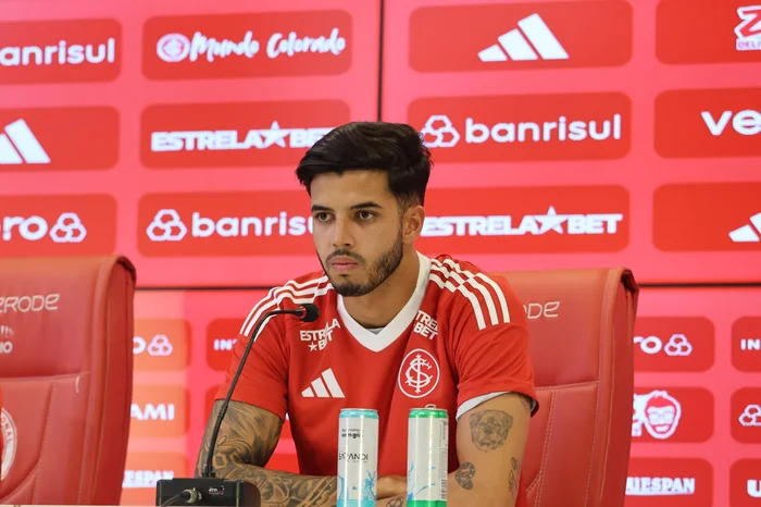 Sem espaço no Inter, Kaique Rocha pode jogar fora do Brasil no segundo semestre Kaique Rocha no Inter