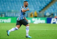 Maicon ex-Grêmio pode voltar