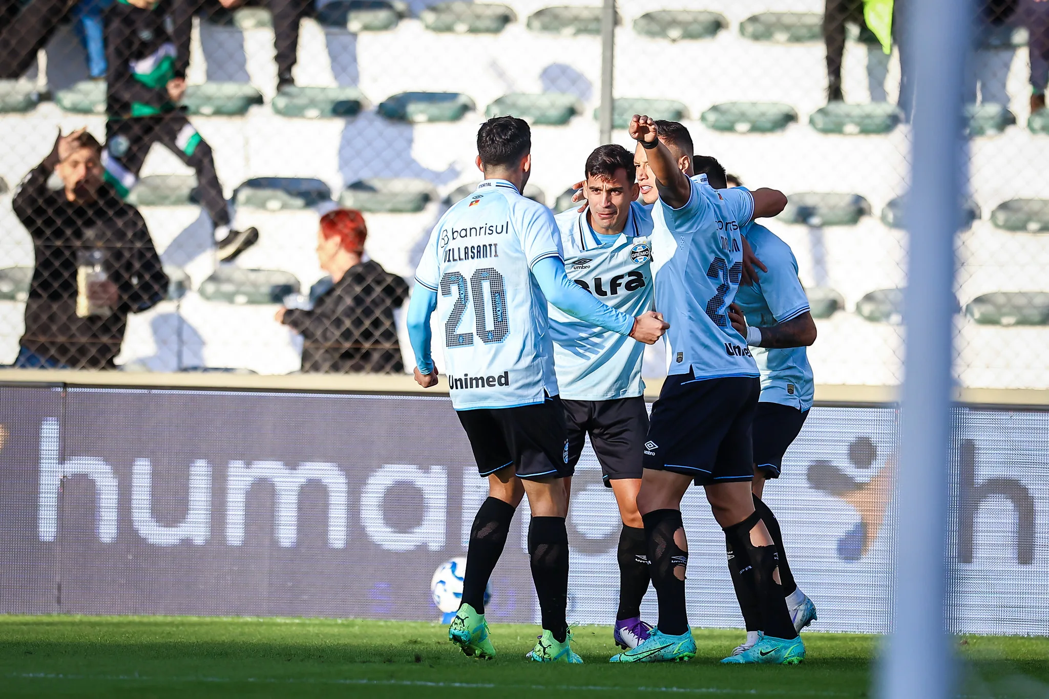 Franco Cristaldo pelo Grêmio