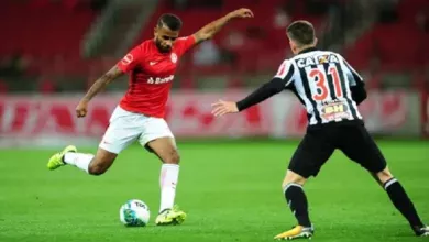 Grêmio provoca Inter e posta vídeo de Alex Santana marcando gol de cabeça Alex Santana já jogou no Inter e hoje foi anunciado no Grêmio