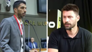Suárez e Sobis juntos