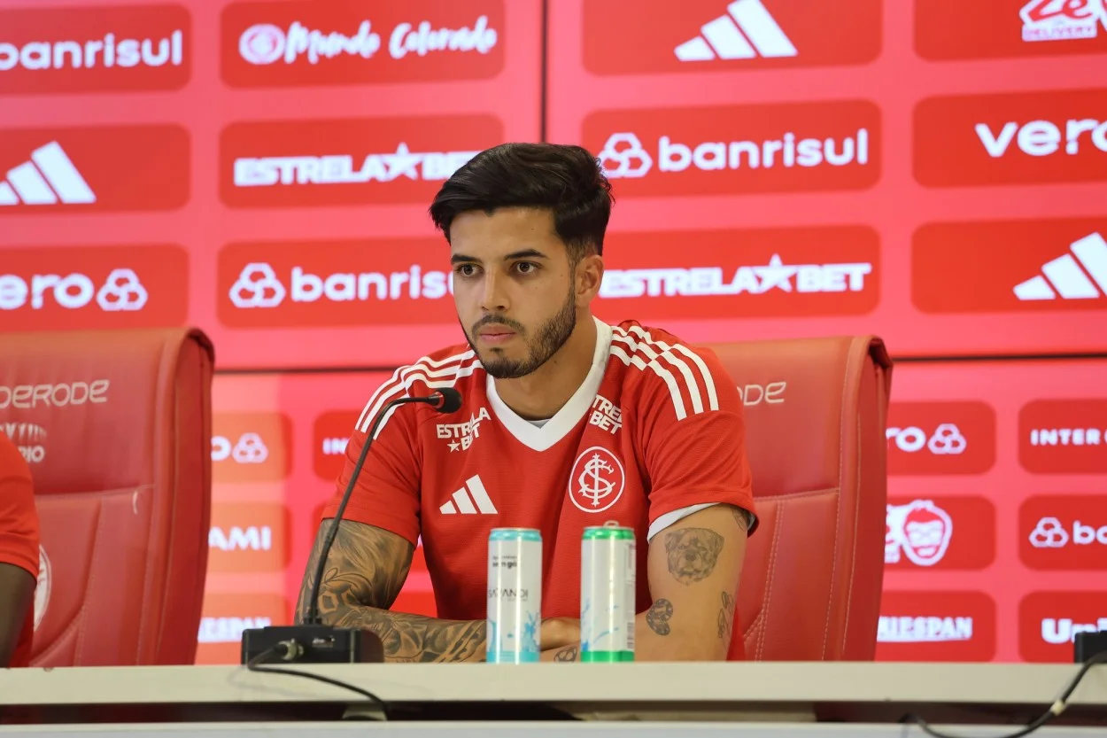 Inter confirma oficialmente duas saídas e Kaique Rocha publica adeus: "Chance não chegou" Kaique Rocha Inter
