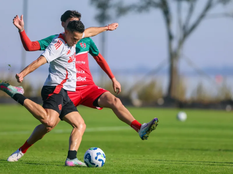 Inter pega o Vitória
