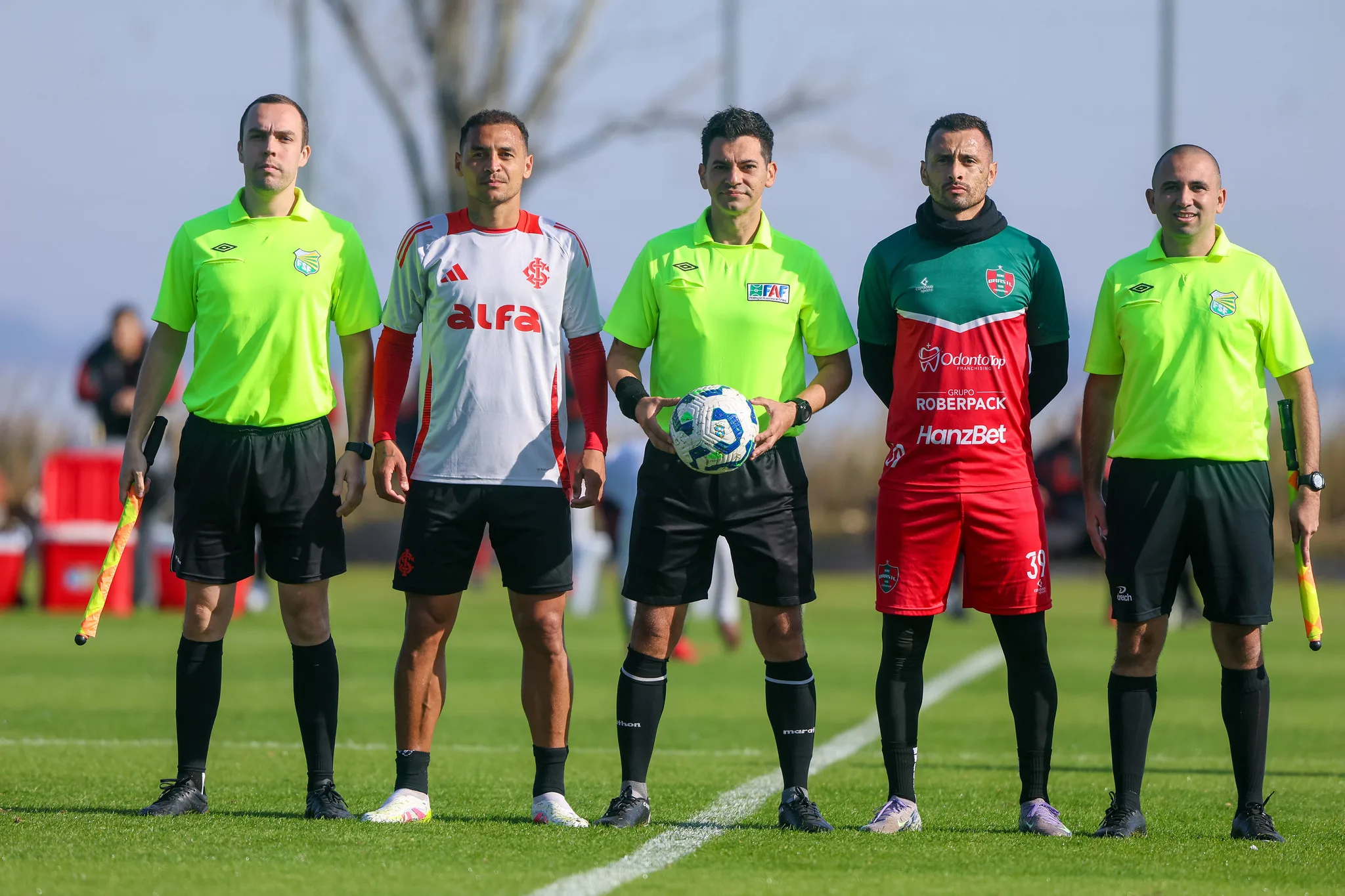 Inter explica duas ausências durante vitória em amistoso e publica gols do jogo Inter venceu amistoso