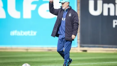 Mano Menezes prepara o Grêmio