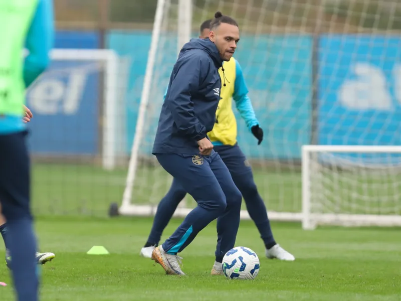 Braithwaite desfalca o Grêmio