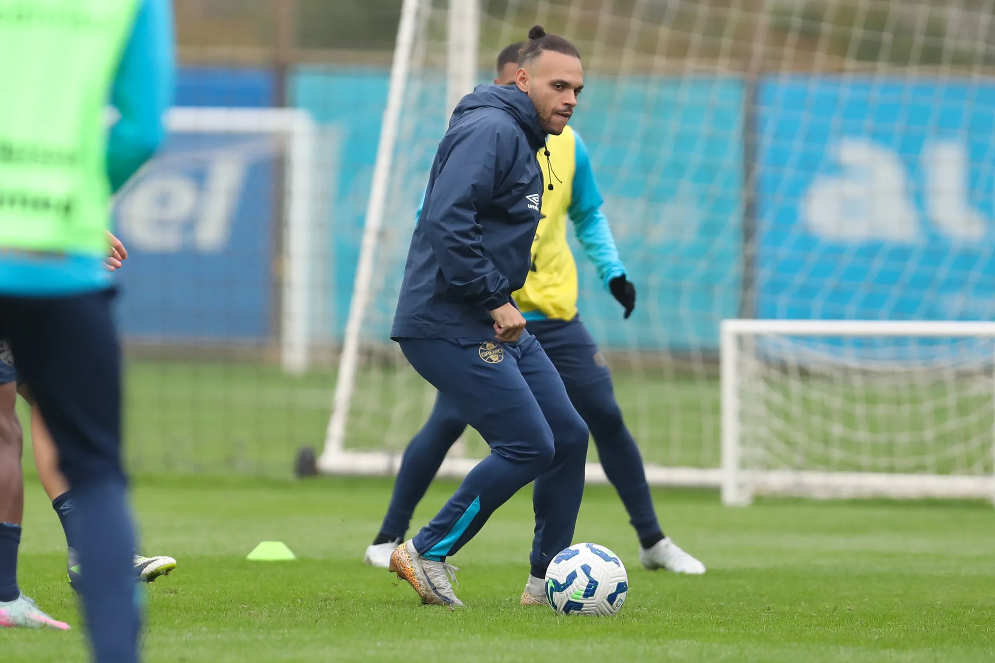 Braithwaite desfalca o Grêmio
