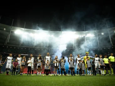 Contratação de ex-jogador do Grêmio ampliou crise no elenco do Atlético-MG Atlético-MG