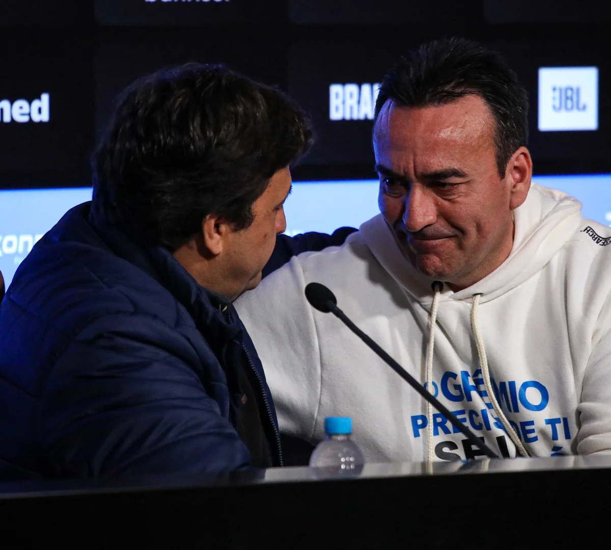 Alberto Guerra e Marcelo Marques, anunciam a compra da Arena do Grêmio