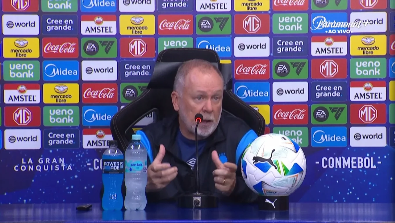 O lance da lesão: Monsalve joga no sacrifício e vira preocupação no Grêmio após queda no Peru Mano Menezes na coletiva