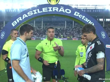 Grêmio empata e quase vira com golaço, mas cobra evolução: "Ninguém esconde isso" Vasco x Grêmio