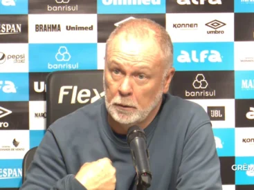 "Não faz pra cima...": a declaração de Mano que surpreendeu após Vasco x Grêmio Mano Menezes no Grêmio
