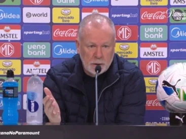 Mano Menezes elogia Riquelme e cita Pavón como exemplo no Grêmio: "Querer mais" Mano Menezes no Grêmio