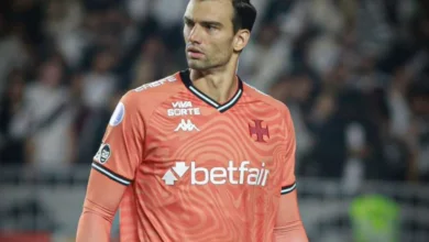 Leitura labial e súmula trazem bastidores da expulsão de Léo Jardim em Inter x Vasco Léo Jardim ex-Grêmio