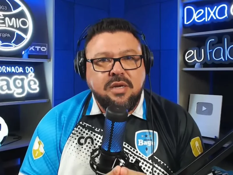 O apelo de Alex Bagé para Marcelo Marques após a derrota do Grêmio no Peru Alex Bagé