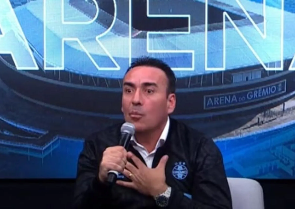 Marcelo Marques se manifesta pela primeira vez após fim da novela Róger Guedes Marcelo Marques com novidades da Arena
