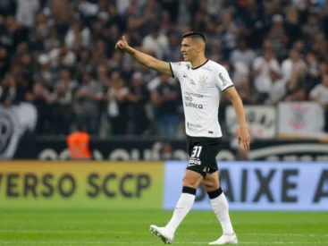 Balbuena terá contrato de dois anos com o Grêmio; Róger Guedes é o sonho de Marques Balbuena chega ao Grêmio