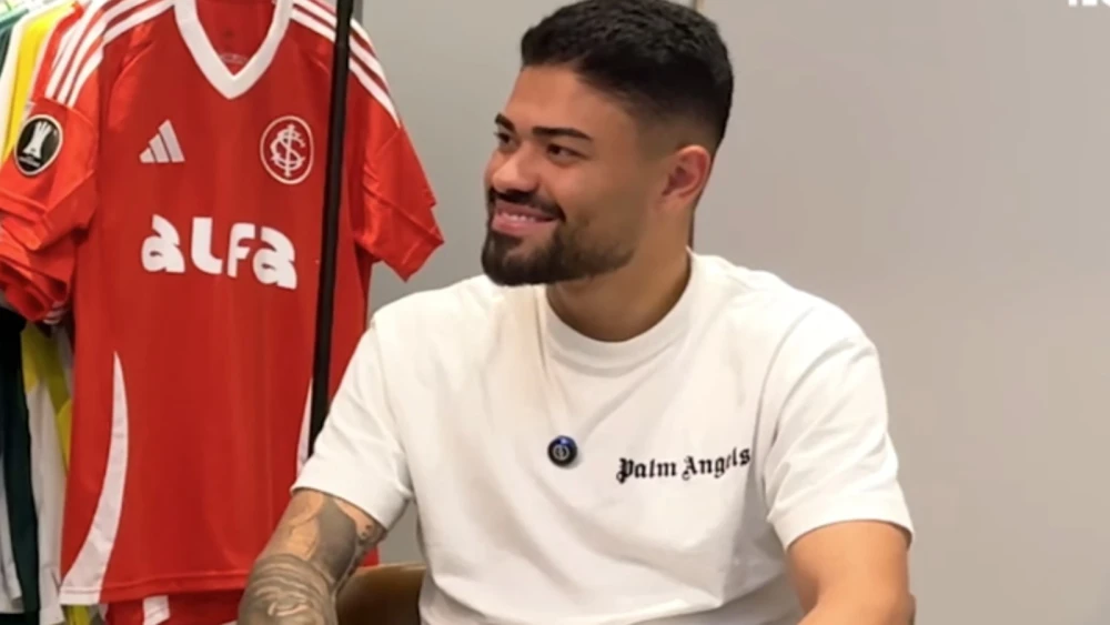 Bruno Tabata mira títulos pelo Inter e revela clube que ainda gostaria de atuar Bruno Tabata em ação pelo Inter